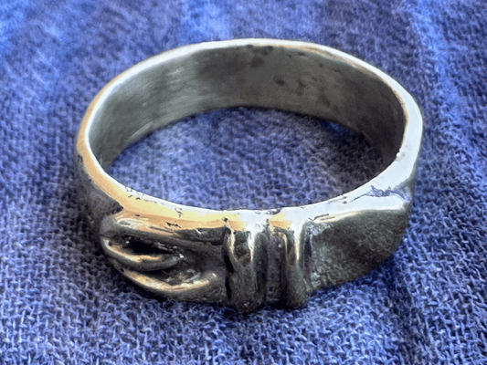 Small Buckle Belt Ring