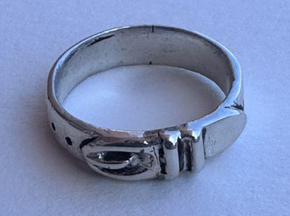 Small Buckle Belt Ring