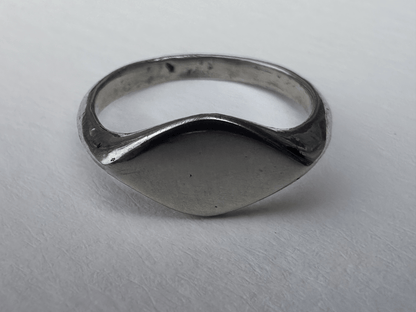 Signet Ring