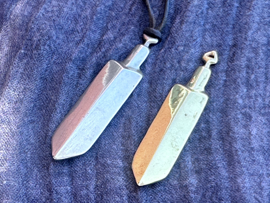 Invictus Shard Pendant