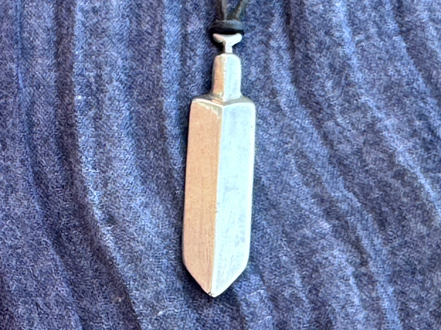 Invictus Shard Pendant