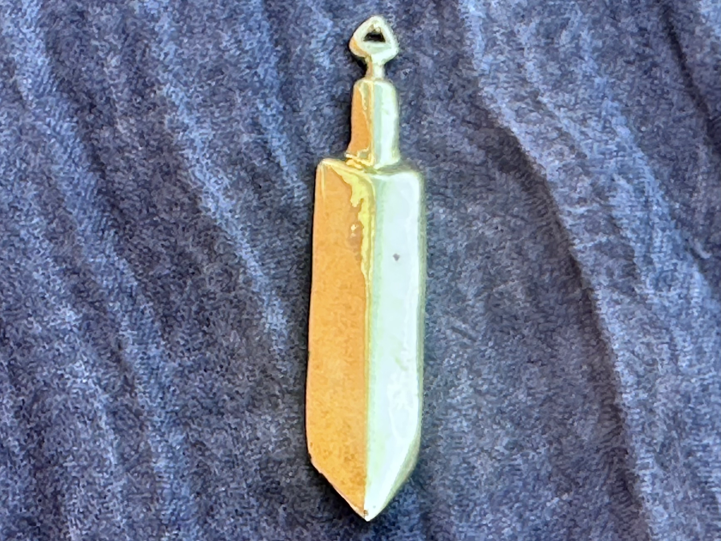 Invictus Shard Pendant